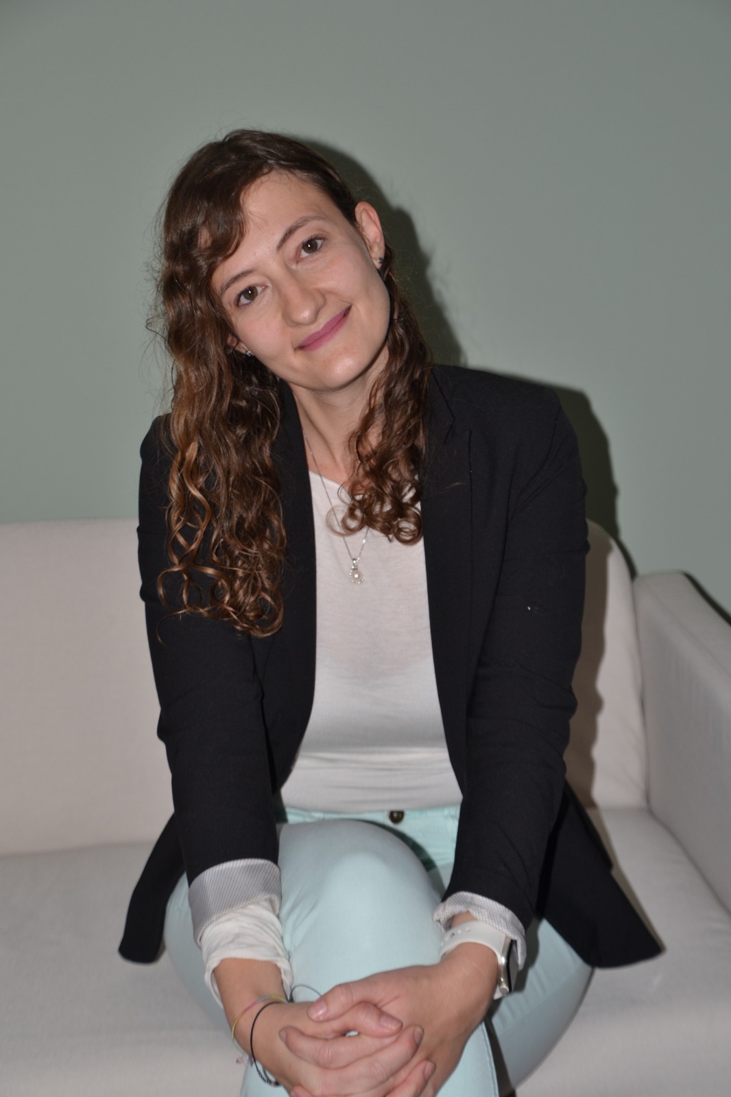 Ritratto di Simona Forzani, psicologa dell'età evolutiva